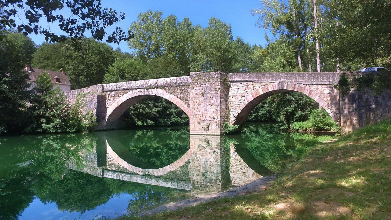Vvf Aveyron Najac Exterior foto